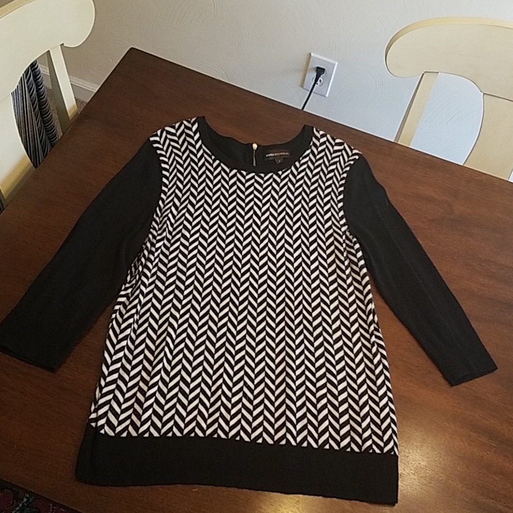 Dana Buchman sweater